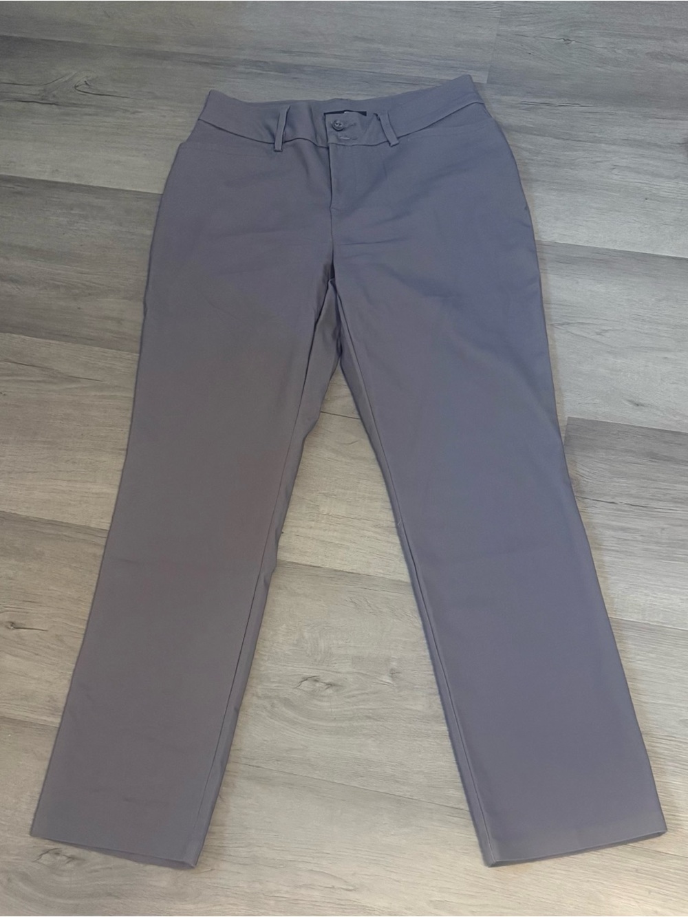 Lee Women's Straight-Leg Chinos in Gray